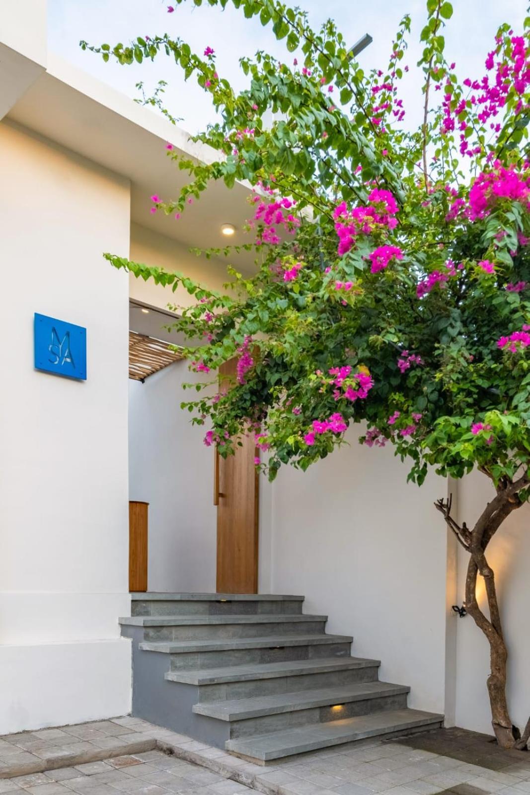 Mysa Boutique Hotel Seminyak Kültér fotó
